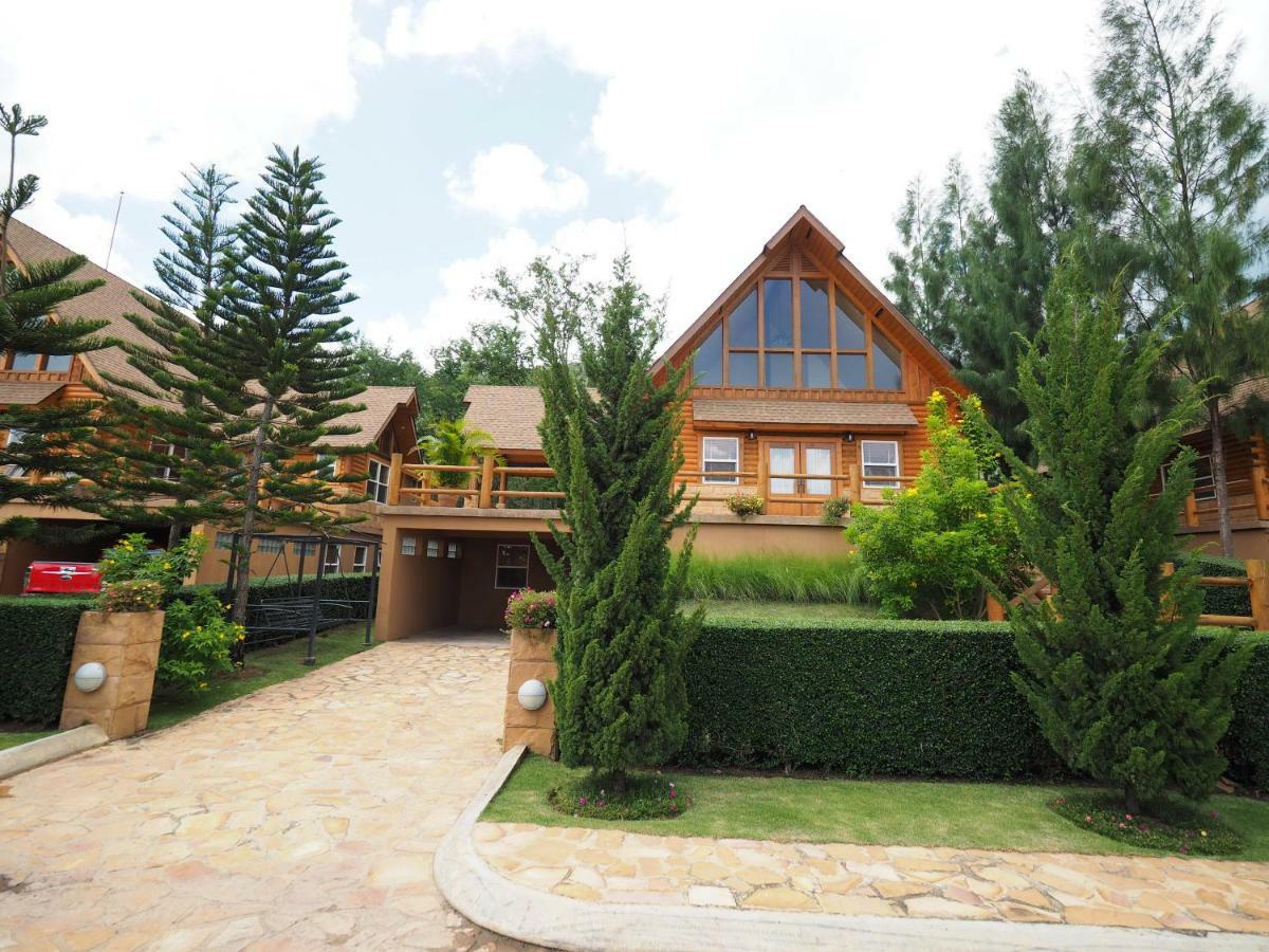 Toscana Log Home Ban Nong Rua Exterior photo